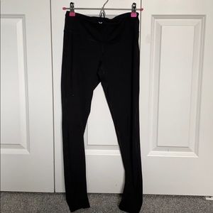 Old Navy “Active Go- Dry” Leggings